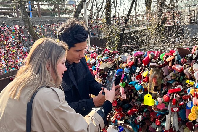 8 hours Private Tour in Seoul for the VIP - Markets, Insadong, and Everyday Seoul