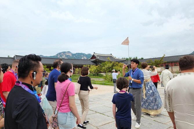 Best Seoul City Tour (Gyeongbokgung Palace,Insadong,Namsan Tower) - Gwangjang Market turns the volume up