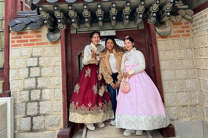 Best Things to Do - Half Day Seoul Trip (Seoul Palace & Temple) - Who will enjoy this half-day Seoul tour?