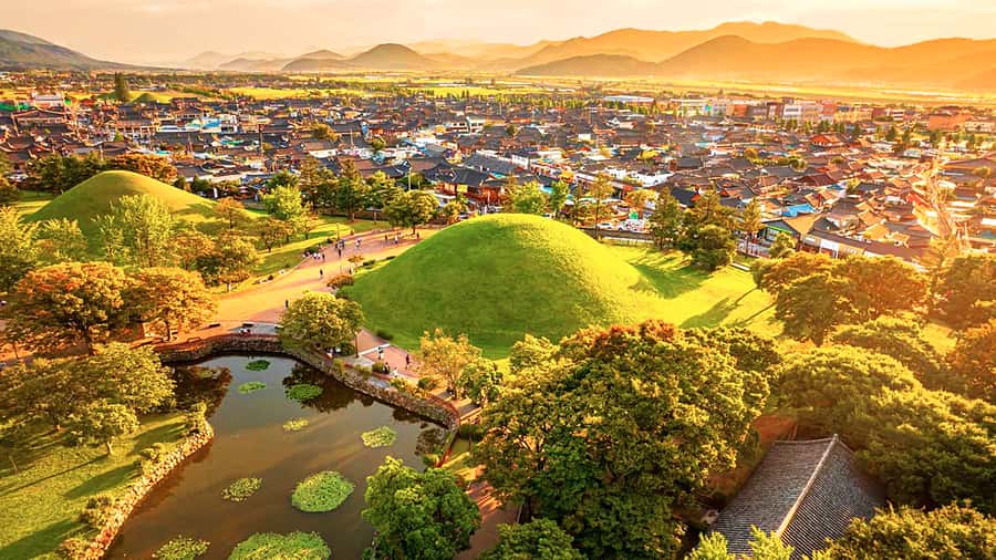 Busan: 7 Highlights Gyeongju City One Day Tour - Gyochon Traditional Village and the Rich Choi family