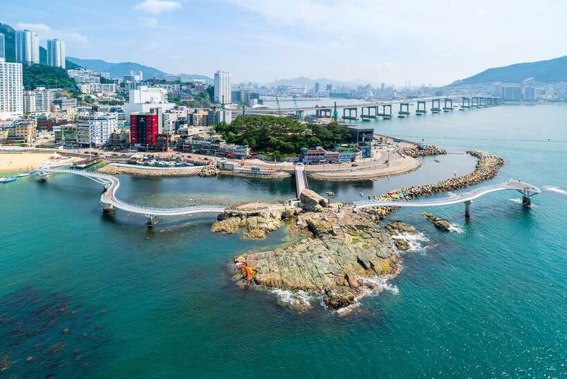 Busan: Full-Day City Tour with Taejongdae, Gamcheon & More - Why this long Busan route works