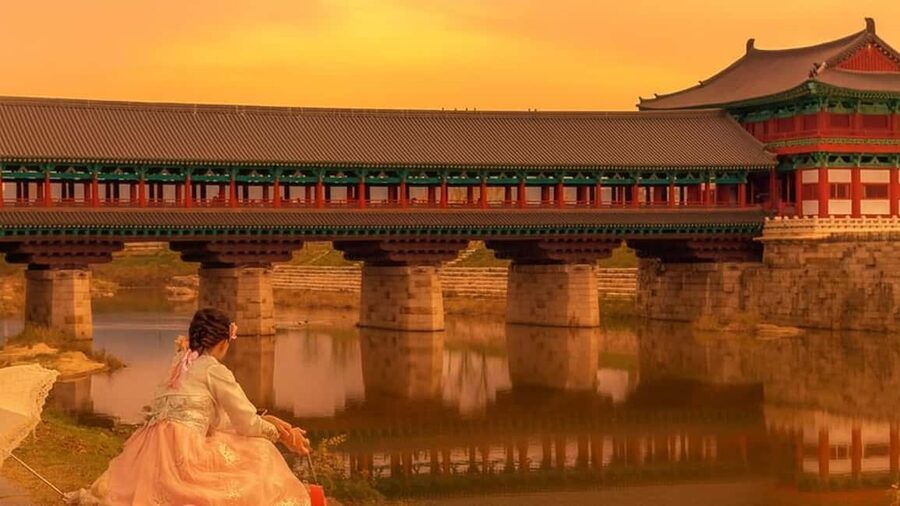 Busan: Gyeongju UNESCO Legacy Tour with National Museum - Bulguksa Temple and the meaning behind the stones