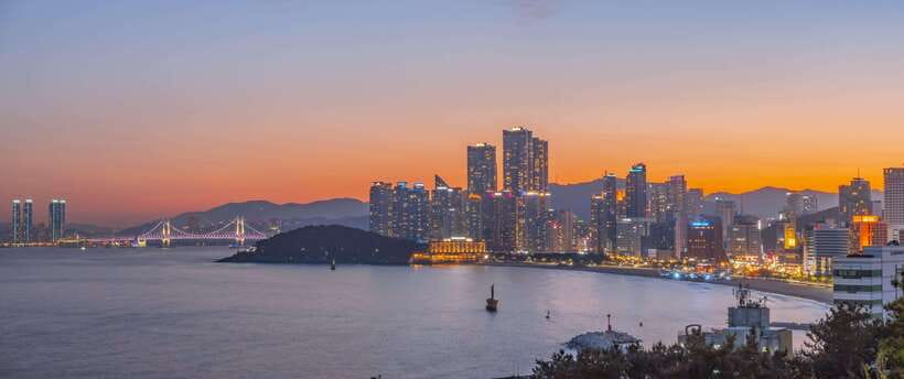 Busan: Haeundae 100-Minute Walking Tour - Haeundae Beach and the Korean War connection
