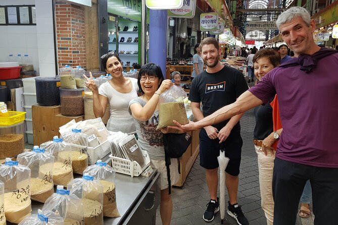 Busan history and market food tour with local chef - Starting at Jagalchi Seafood Market