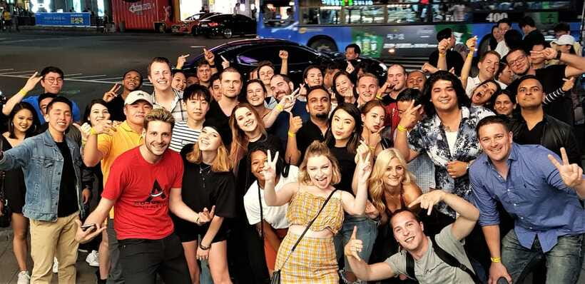 Busan: Pub Crawl with Friends - What kind of Busan night is this?