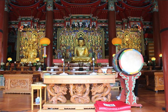 Busan Tour: Gamcheon Village & Haedong Yonggungsa Temple + Lunch - Guides, vehicles, and the pace of the day