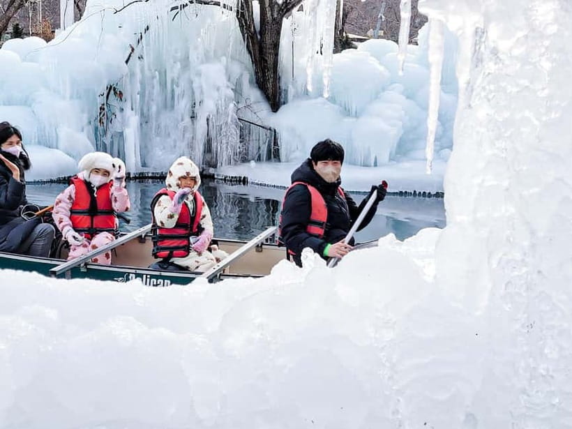 Busan: Winter Healing Park and (Gyeongju/Daegu) One Day Tour - Seomun Market and the Daegu route