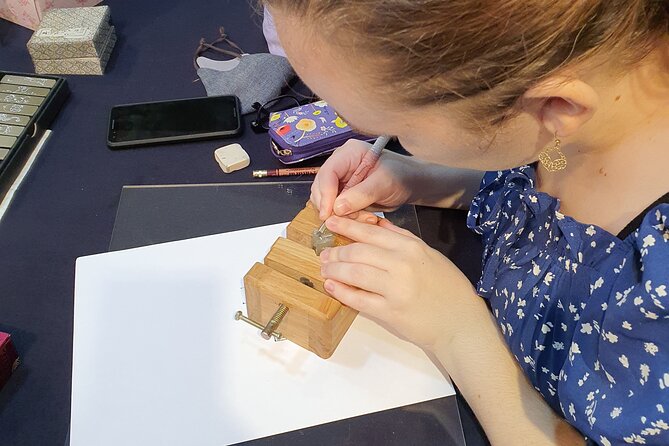 Carve Your Personal Korean Stone Seal with Jeongju in Insadong - Why a Korean stone seal makes a better souvenir