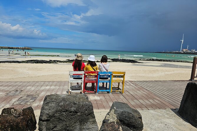 Customized private tour in Jeju island - South Jeju: waterfalls, sea cliffs, and rock formations
