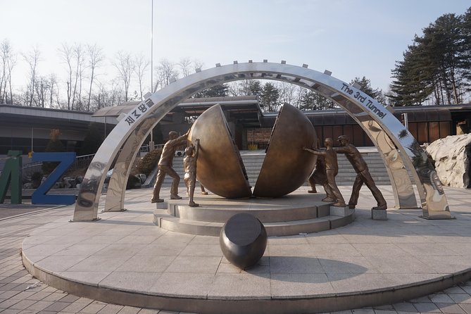 DMZ tour south Korea from Seoul (NK experience hall, defector) - The defector Q&A and why it changes the day