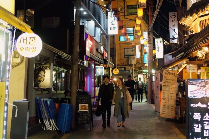Fortress Night Hike & Snack at a Local Market - Why this evening combines Seoul’s best flavors and views