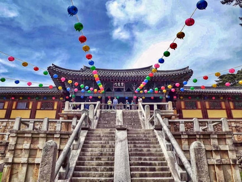 From Daegu: Gyeongju UNESCO Tour 7 Highlights with Bulguksa - Hwangnidan-gil adds food and modern Gyeongju