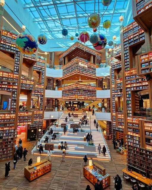 From Seoul: Starfield Library, Hwaseong, Gwangmyeong Cave - Guides, walking, and practical preparation