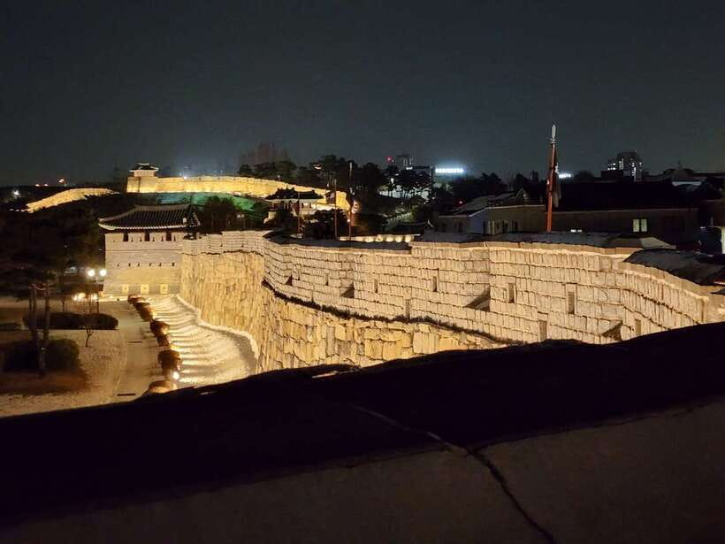 From Seoul: Suwon Hwaseong Fortress Night Tour - Haengnidan-gil, hanoks, and Korean pop culture