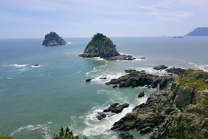 Full Day Busan Tour Including Haedong Yonggungsa Temple - Lunch gives the middle of the day a local pause