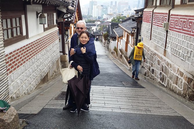 Full Day- Essential Seoul City Tour & Gourmet Tour(including Lunch and Dinner) - Baek In-je’s House adds detail to Bukchon