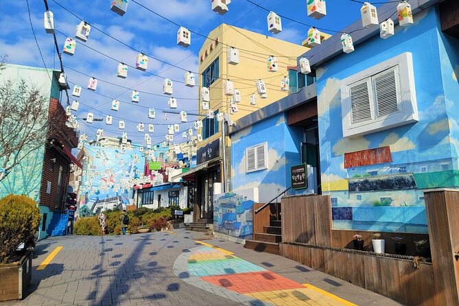 Gamcheon Culture Village, Jagalchi fish market story telling Tour - Key things to know before you book
