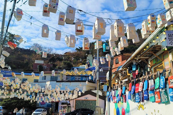 Gamcheon Culture Village, Jagalchi fish market story telling Tour - Jagalchi Market brings the city down to street level