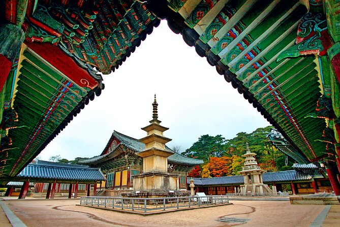 Gyeongju UNESCO sites Private tour with licensed tour guide - Gyeongju National Museum and Silla craftsmanship