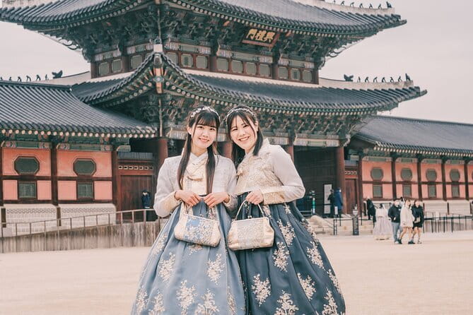 Hanbok Photoshoot and History Tour at Gyeongbokgung Palace - Starting at the hanbok shop near Exit 4