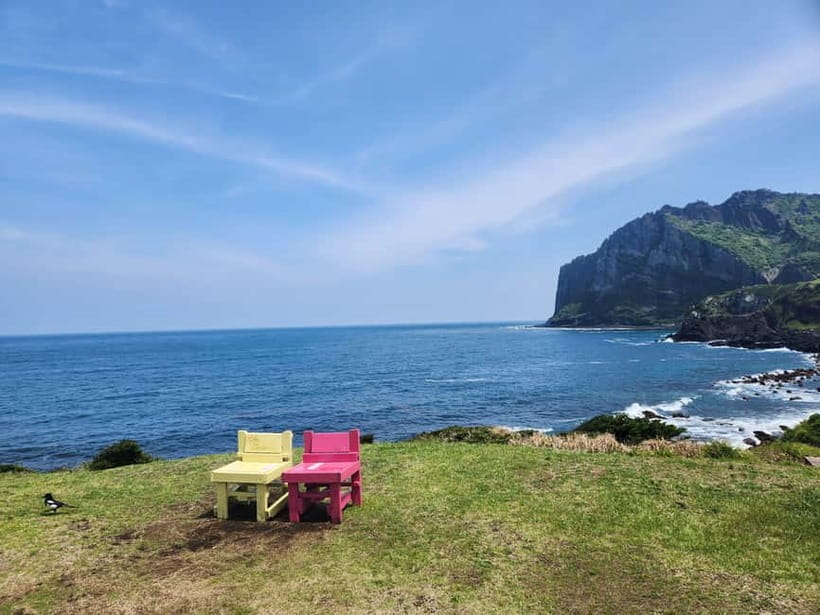 Jeju: Eastern Jeju UNESCO Spots Day Tour - Seongeup Folk Village and old Jeju traditions