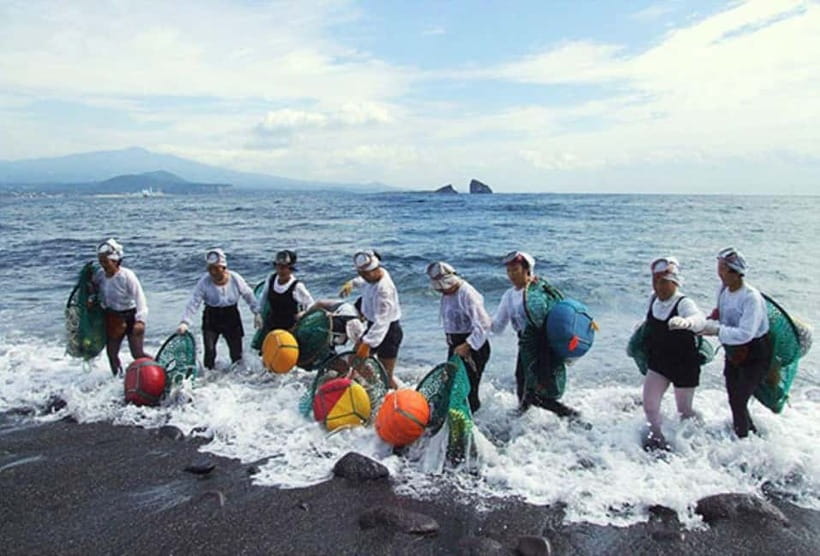 Jeju: Eastern UNESCO and Must-See Spots Tour - The Haenyeo Museum explains a hard-won tradition