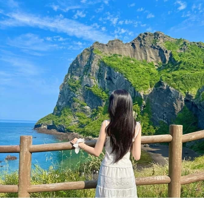 Jeju: Eastern UNESCO Sites Tour with Haenyeo Show - Why eastern Jeju works well as a day tour