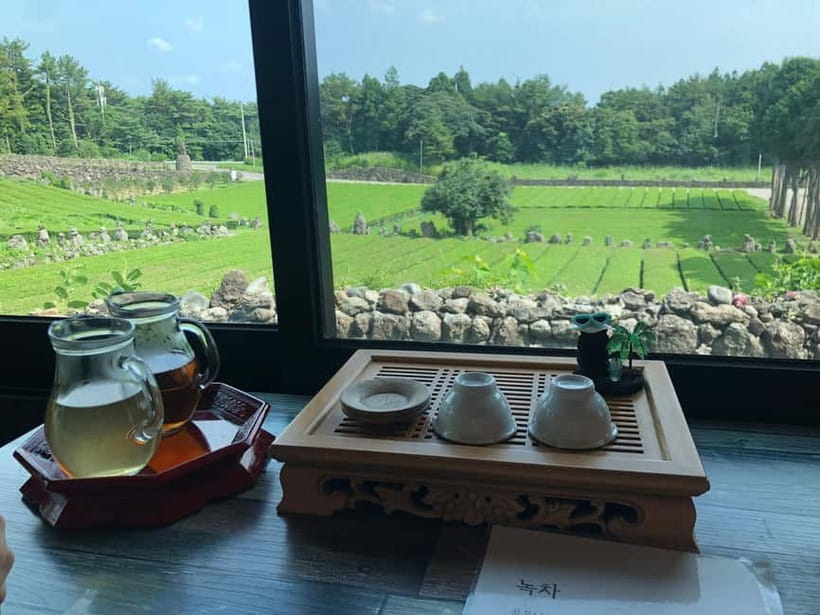 Jeju Island: Customized Private Full-Day Van Tour - Lunch near Bijarim-gil