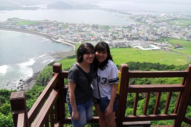 Jeju Private Full day tour of UNESCO Day Tour - A private route through Jeju’s volcanic heart
