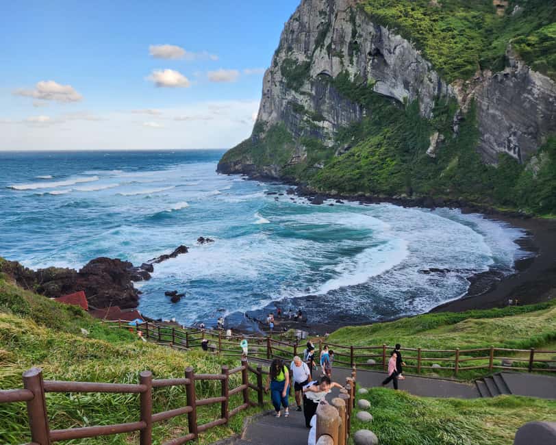 Jeju Private Taxi Tour with a Licenced English Guide-Driver - North and east: haenyeo culture, lava, and sunrise views
