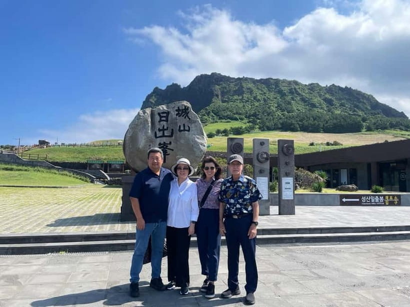 Jeju: Private VIP Day Tour with Tickets - The east route: Seongsan, black sand, and village life