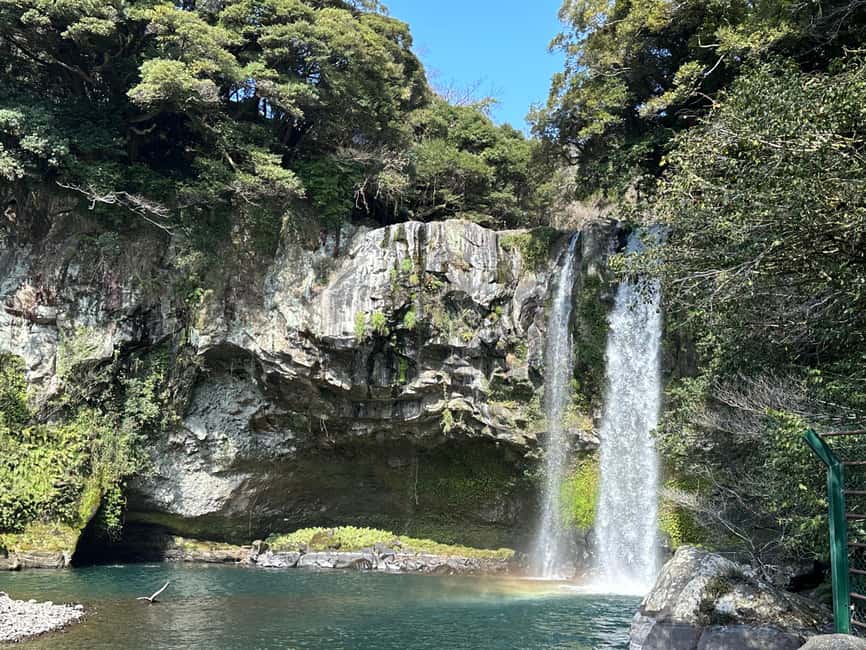 Jeju South: Small Group Healing Tour w/Mt.Halla & Olle Trail - Lunch is local, but you pay separately