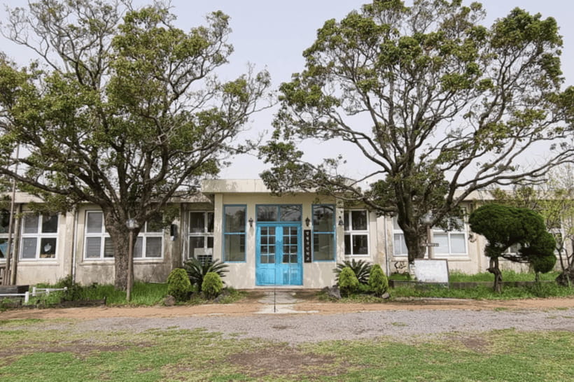Jeju: Western Jeju K-Drama Spots Tour with Hotel Pickup - Is $96 a fair price?