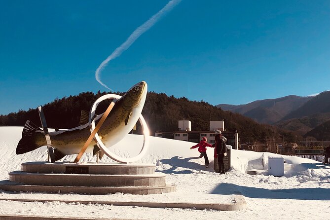 Korea Winter Ice Fishing Festival (Pyeongchang Trout Festival) - Sitting on the ice with your own rod
