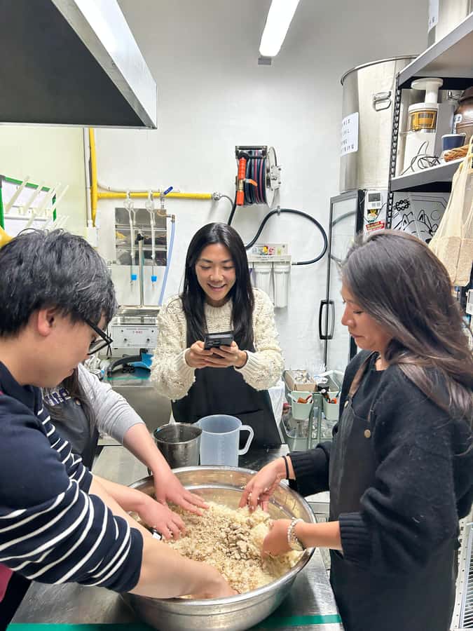 Learn and Craft Makgeolli in a Traditional Brewery - Timing, alcohol, and who should book
