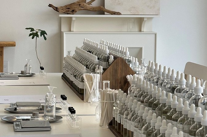 Make your K-scent perfume: Modern oneday class in Seoul - Creating a 50ml signature scent