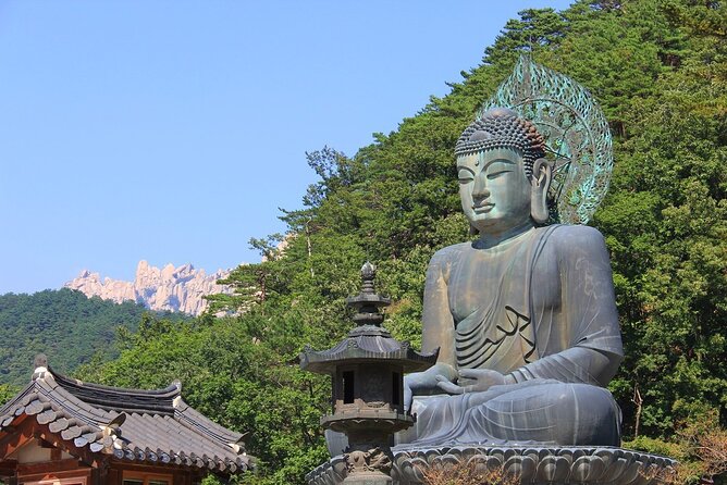 Mount Seorak and Naksansa Temple One Day Tour from Seoul - Food, footwear, weather, and what to carry