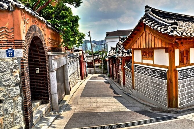 Private Seoul City Tour - What the private vehicle adds