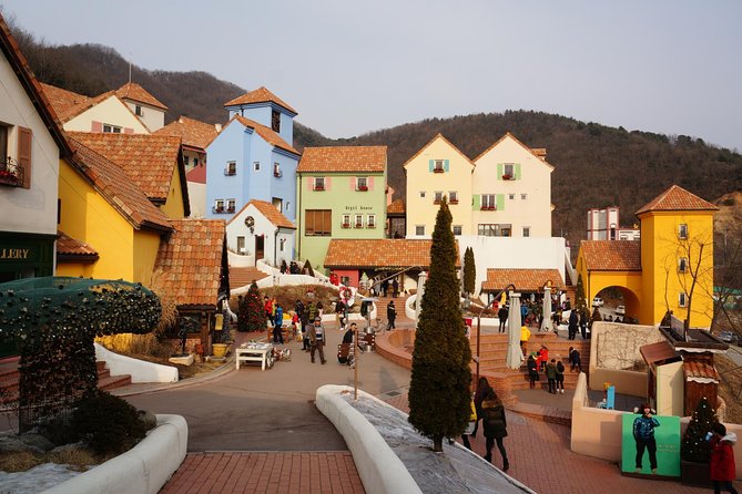 Private Tour Nami Island with Petite France 'and/or' The Garden of Morning Calm - Guides make the private format worthwhile