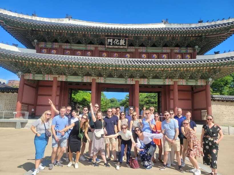 Private Van with English Speaking Guide in South Korea - Korean folk villages and traditional places