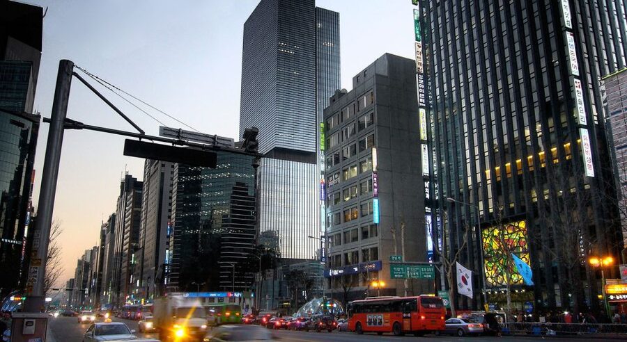 Seoul: 4-Hour Gangnam Walking Tour With Customized Itinerary - Why a custom Gangnam tour can work better than a fixed route