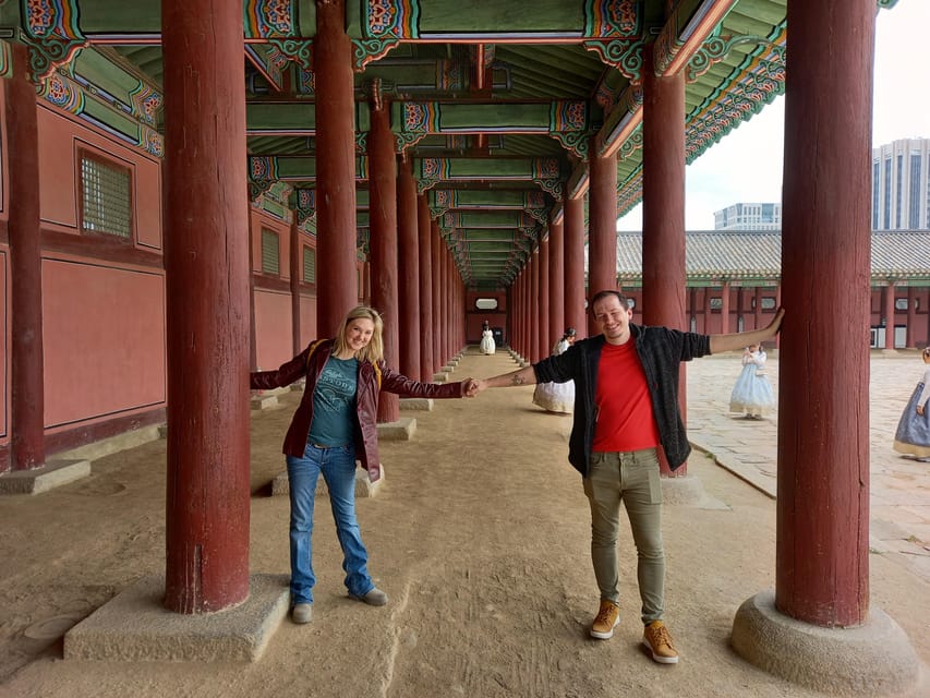 Seoul: 4-Hour Guided Tour to Palace, Bukchon, Jogyesa Temple - Should you book this private palace and hanok tour?