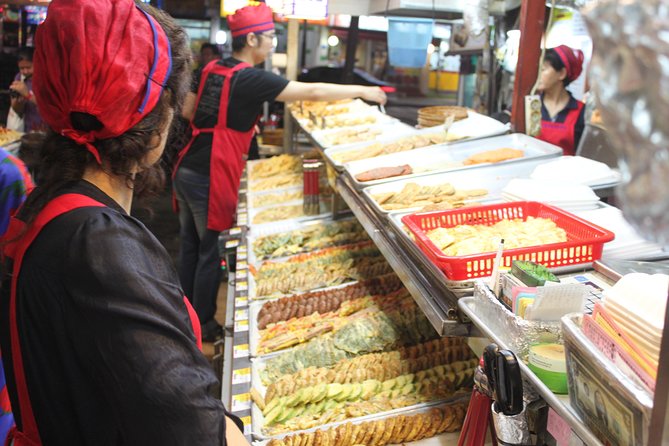Seoul: Anthony Bourdain-Inspired BBQ and Pub Experience - The optional pub stop: fried chicken, beer, and a longer night