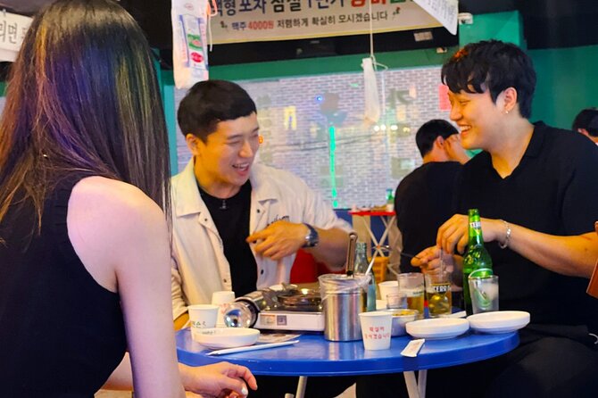 Seoul: Baseball Game Ticket with Dinner/Beer with the host - Weather, timing, and group size