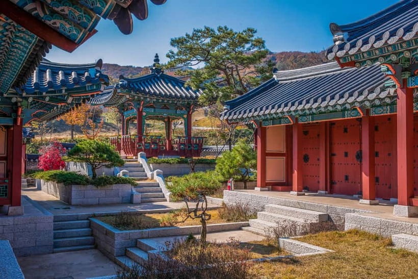 Seoul: BTS K-Pop Star Footsteps Journey ARMY Fan Day Tour - The winter route follows BTS toward the sea