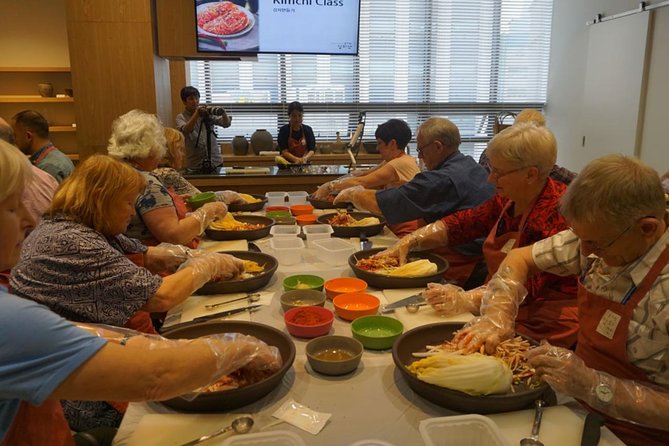 Seoul Cultural Tour - Kimchi Making, Gyeongbok palace with Hanbok - Insadong and the wider cultural setting