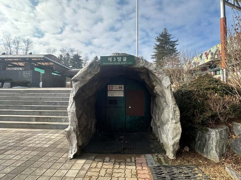 Seoul: DMZ, 3rd Tunnel, Odusan or Suspension Private Tour - Key points at a glance