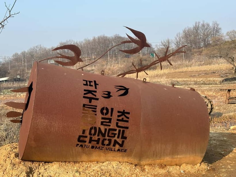 Seoul: DMZ, 3rd Tunnel, Odusan or Suspension Private Tour - Imjingak and the emotional weight of reunification