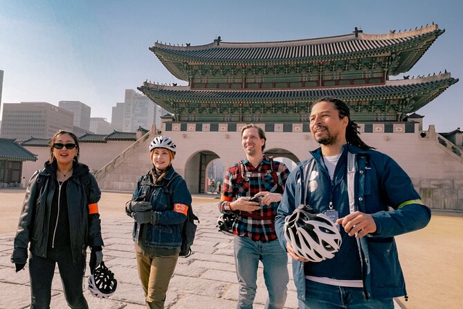 Seoul E-bike Tour - Gyeongbokgung Palace and the changing of the guard