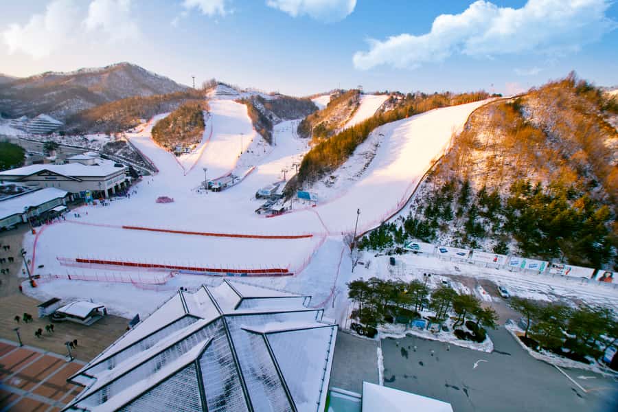 Seoul: Elysian Gangchon Winter Ski Resort Fun Day Tour - Timing, weather, and small practical concerns